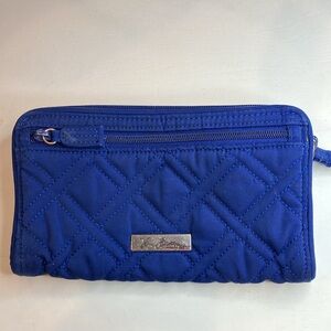 Vera Bradley Blue Quilted Wristlet Wallet